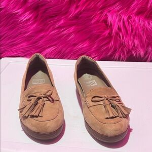 Women’s FITFLOP Suede Tassel Loafers in Tan
